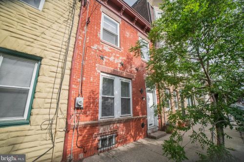 1105 3rd St, Philadelphia PA  19147-5302 exterior