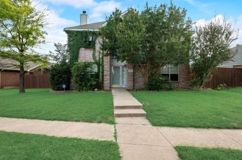 4545 Crooked Ridge Dr, Frisco TX  75056-4080 exterior