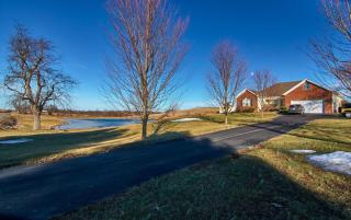 2964 Parksville Crosspike, Danville, KY 40422-9722