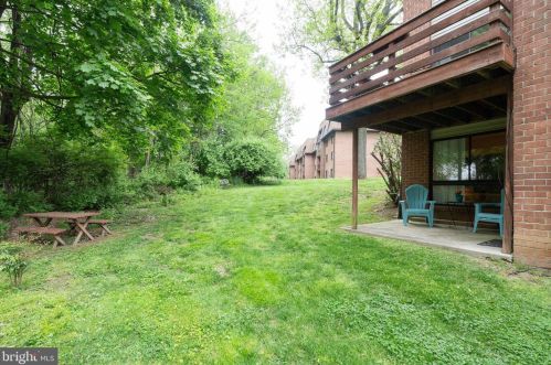 16 Sandybrae Ct, Wilmington DE  19808-3504 exterior