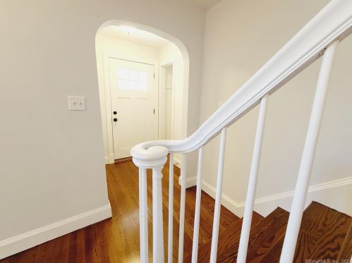 249 Wilkenda Ave, Waterbury CT  06708-3655 exterior