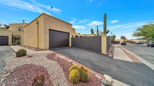 4437 Pyracantha Dr, Tucson, AZ 85741-3907
