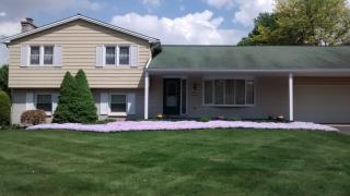 27 School Ln, Lebanon, PA 17042-8012