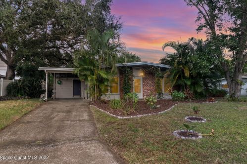 1560 Thoreau St, Titusville FL  32780-6263 exterior