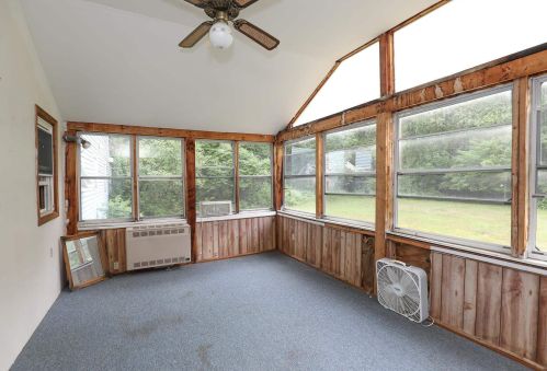 16 Fordway Rd, Raymond NH  03077-2459 exterior