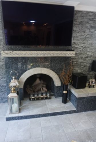 27067 Alabastro Dr, Santa Clarita CA  91354-2215 exterior
