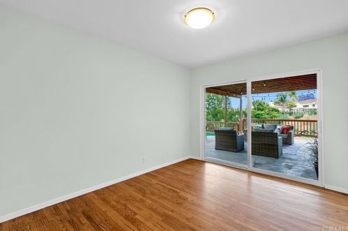 2114 Caddington Dr, Palos Verdes Estates CA  90275-2015 exterior