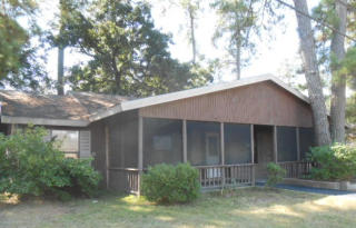 105 Magnolia Ln, Conroe TX  77304-2533 exterior