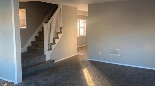 27 Wood St, West Deptford NJ  08066-1444 exterior