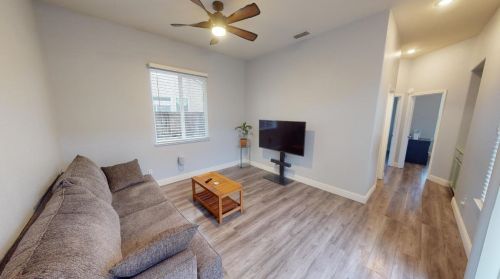 3112 Edgeview Dr, Modesto CA  95355-7302 exterior