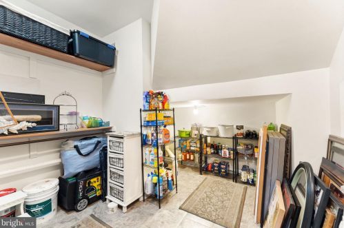 6352 Cullen Pl, Haymarket VA  20169-5400 exterior