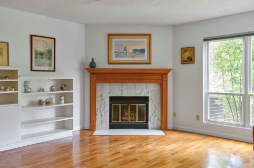 37 North Loop, Rhinebeck NY  12572-1921 exterior