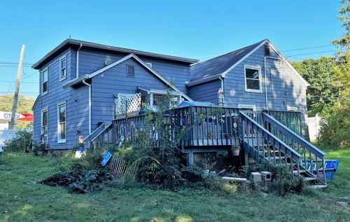 162 Main St, East Hampton CT  06424-1123 exterior