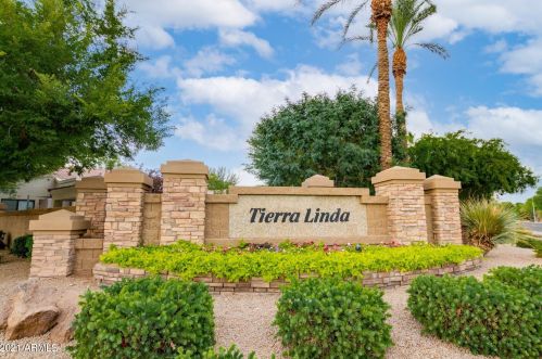 2177 Teakwood Pl, Chandler, AZ 85249-3528