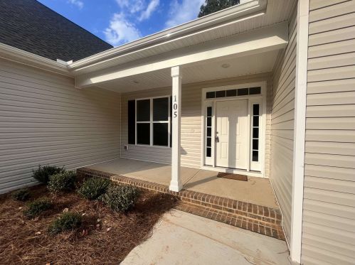 105 Carson Farms Dr, Burlington, NC 27215-9307