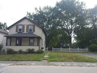 15 England St, Cumberland, RI 02864-7613