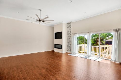 1040 Pointe Alexis Dr, Tarpon Springs FL  34689-7119 exterior