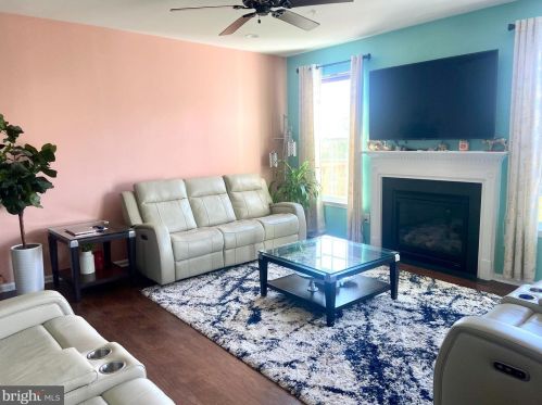 147 Fairfield Cir, Limerick, PA 19468-2862