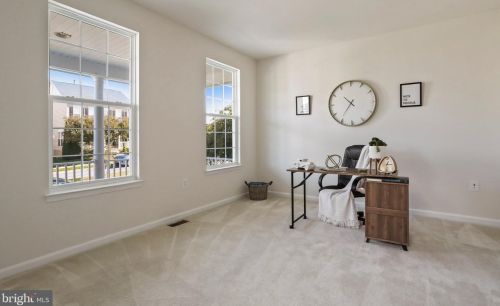 445 Lord Fairfax St, Charles Town WV  25414-2603 exterior