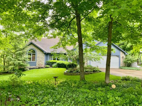 3530 Copthorne Dr, Galena, OH 43021-9558