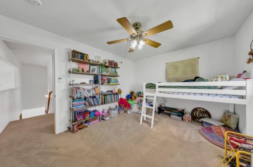 217 Fairmont Dr, Grass Valley CA  95945-9708 exterior
