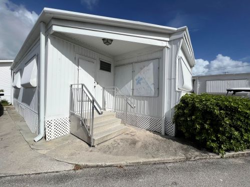 202 Palm Dr, Boynton Beach, FL 33435-7414