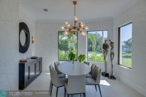 225 Osprey Ct, Vero Beach FL 32963-2652 exterior