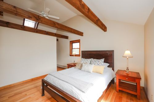 16 10th St, Kingston NH  03848-3717 exterior