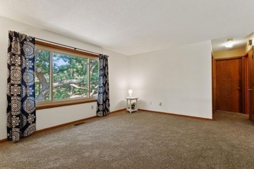 7741 Banks Ct, Inver Grove Heights MN  55077-5810 exterior