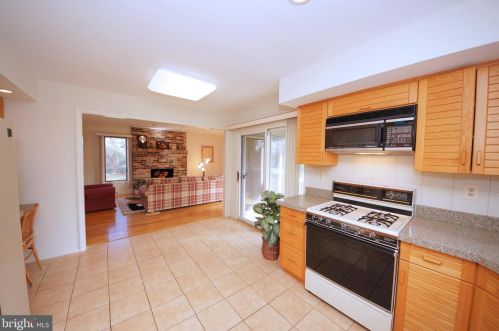 45 Laurel Wood Dr, Trenton NJ 08648 exterior