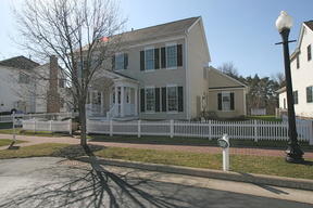 23 Founders Grn, Pittsford, NY 14534-2164
