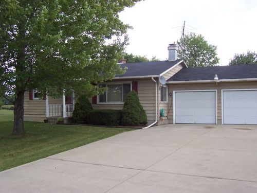 15231 Avon Belden Rd, North Eaton, OH 44044-9446