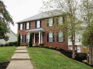 1117 Thornberry Dr, Clarksville, TN 37043-5631