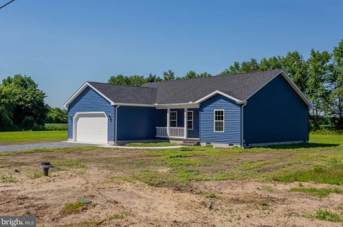 75 Honolulu Rd, Frankford DE  19945-2019 exterior