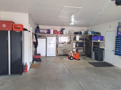 2628 Riverside Dr, Two Rivers WI  54241-1156 exterior