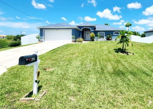 3016 27th St, Lehigh Acres, FL 33976-4058
