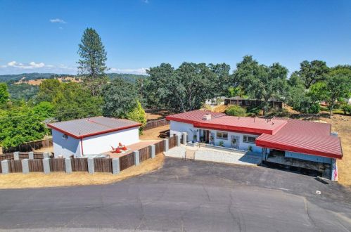 855 Gold Cliff Rd, Angels Camp, CA