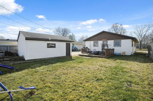3241 90th St, Sturtevant WI  53177-2718 exterior