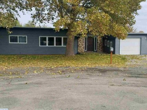 121 Arthur St, Kennewick WA  99336-1549 exterior