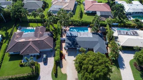 80 Cypress Point Dr, Naples FL  34105-6311 exterior