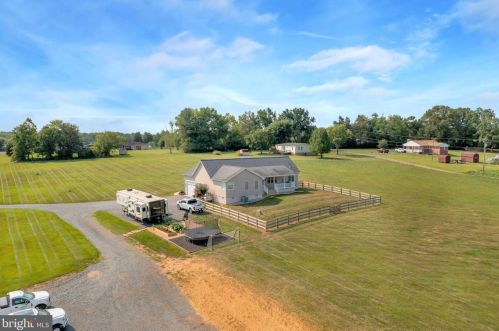 11082 Mccue Ln, Madison Mills VA  22960-4348 exterior