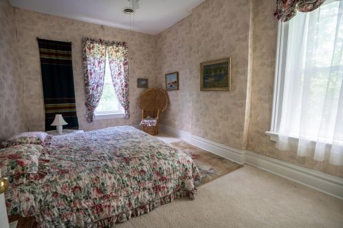 1571 Dyer Rd, Darbydale OH  43123-9738 exterior