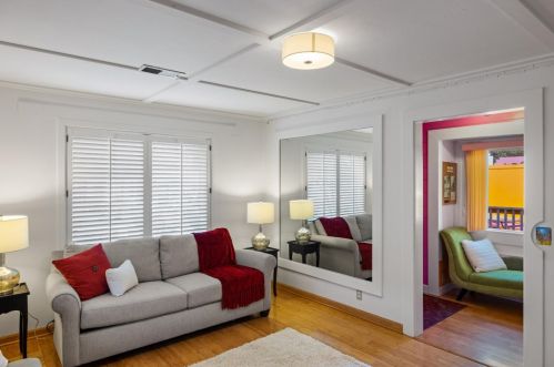 309 9th St, Del Monte Park CA  93950-3512 exterior