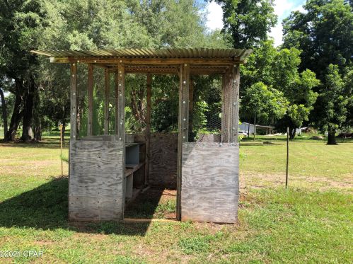 4838 Highway 231, Campbellton FL  32426-6814 exterior