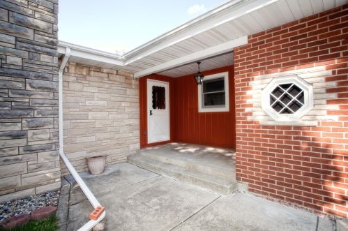 15615 Grant St, Crown Point, IN 46307-9230