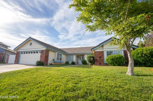 2402 Skylinks Ct, Santa Maria, CA 93455-1522