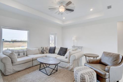 3065 5th Pl, Cape Coral FL  33904-3412 exterior