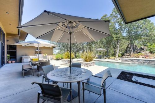 2913 Capetanios Dr, Folsom CA  95762-4606 exterior