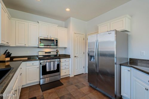 2118 Glacier Pl, Chandler AZ 85249-5545 exterior