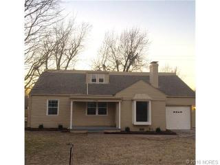 2210 Indianapolis Ave, Tulsa, OK 74114-1921
